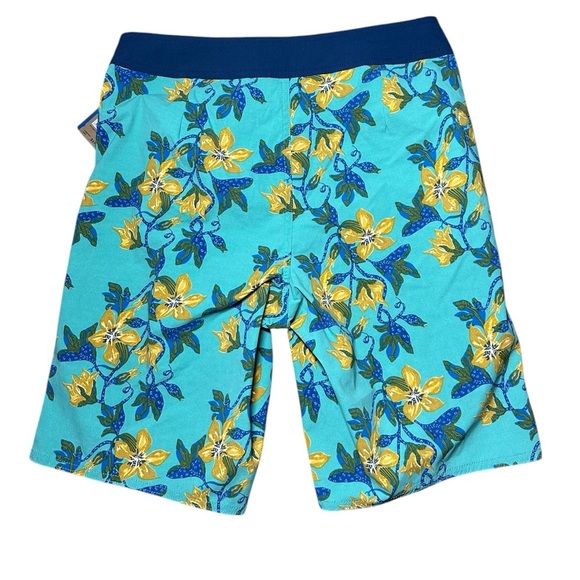 Patagonia Men's Stretch Wavefarer Boardshorts - 30” Waist x 21" Length NWT - Picture 6 of 7